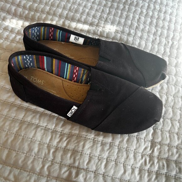 TOMS 10002472 Women’s Classic Canvas Slip-On Shoes Black on Black Size 8.5 - Picture 1 of 13
